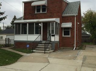 20726 La Salle Blvd, Warren, MI 48089