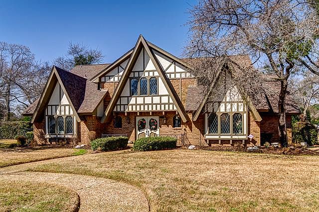1st image of 5008 Chelsea Dr