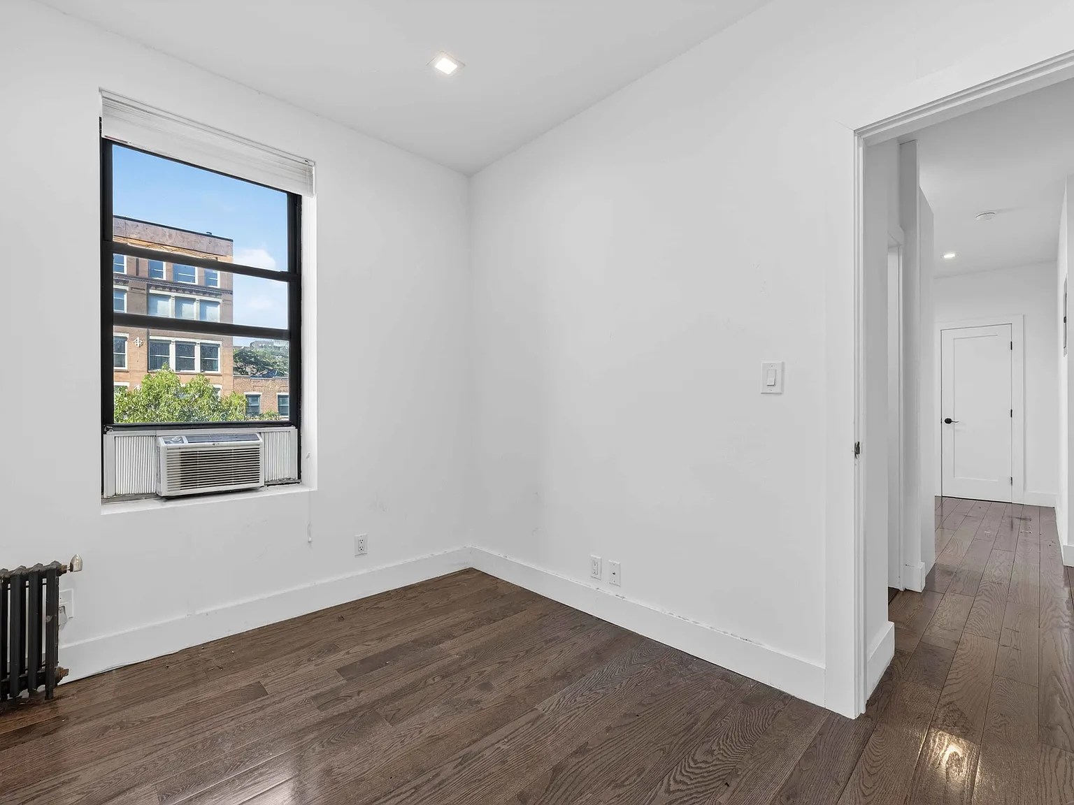 826 9th Avenue — Photo 3