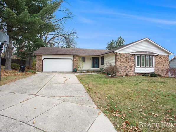 4792 Crestline Ct SW, Wyoming, MI 49519