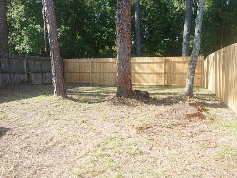 5558 Bennington Dr — Photo 11