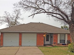 1748 Islander Way, Seabrook, TX 77586