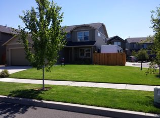 20555 SE Goldenrod Ln, Bend, OR 97702