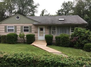 1101 Frost Ln, Peekskill, NY 10566