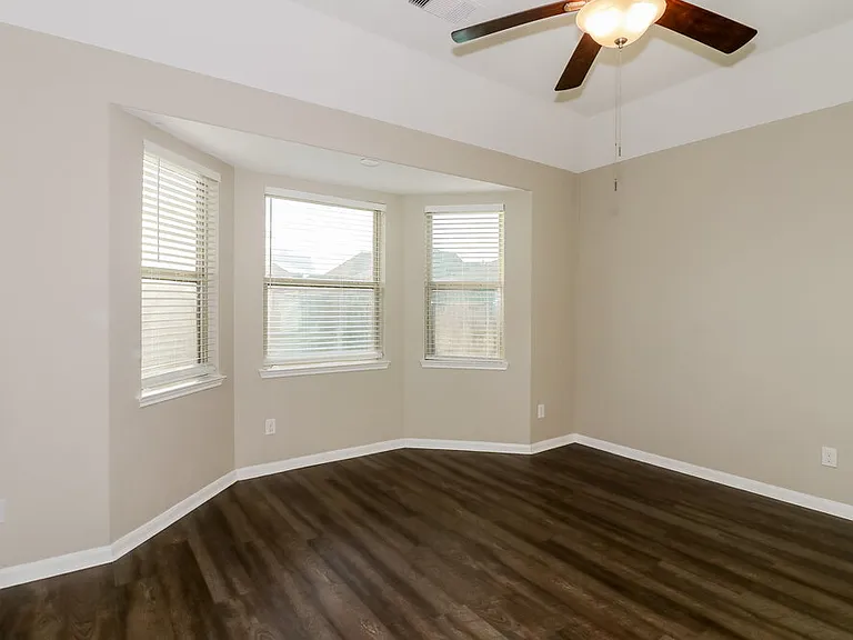 18746 Majestic Vista Ln — Photo 11
