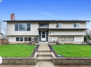 2325 SW Dunbar Pl, Troutdale, OR