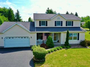 5854 S Gate Dr, Auburn, NY 13021