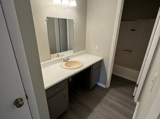 609 N Columbia Ave UNIT 3, Sheffield, AL 35660