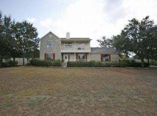 25 Woodland Ln, Round Rock, TX 78664
