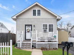 10 Central Ave, Port Monmouth, NJ 07758