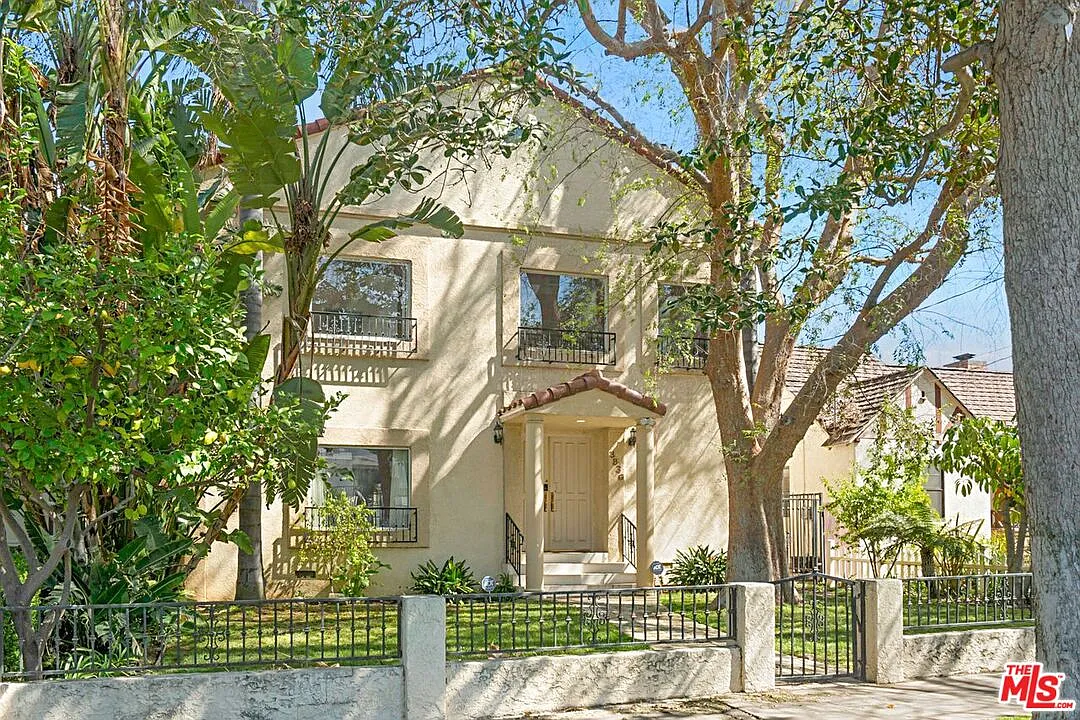 4 bed, $12,000 — Photo 3