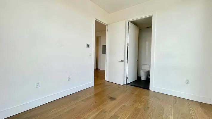 Rented by Brooklyn High Rise LLC | media 28