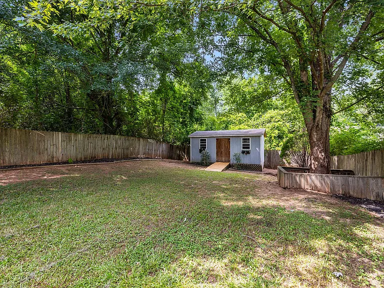 1134 Knott St SE — Photo 22