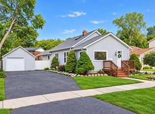 531 Elizabeth St, Milford, MI 48381