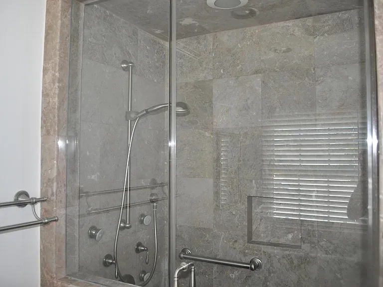 8785 Regency Rd — Photo 12