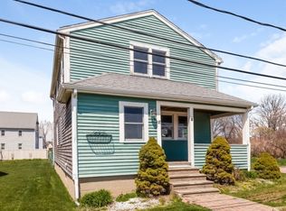 18 Adams Rd, Marshfield, MA 02050