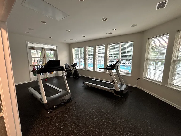 9400 Clubview Dr #201 — Photo 25
