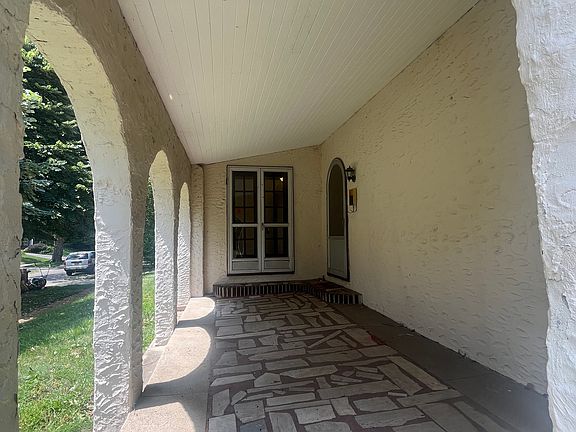 covered front porch
