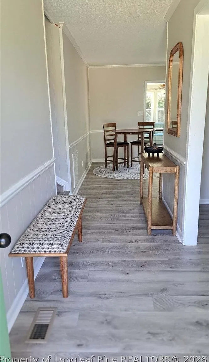 3 bed, 2.0 bath, 1908 sqft, $1,850 — Photo 2