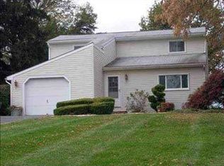 140 N Saint Johns Dr, Camp Hill, PA 17011