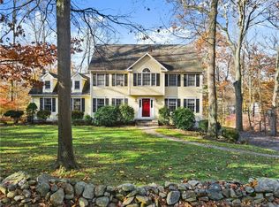 12 Green Ridge Rd, Trumbull, CT 06611