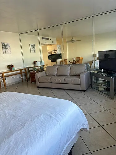 100 Lincoln Rd #731 Photo 1