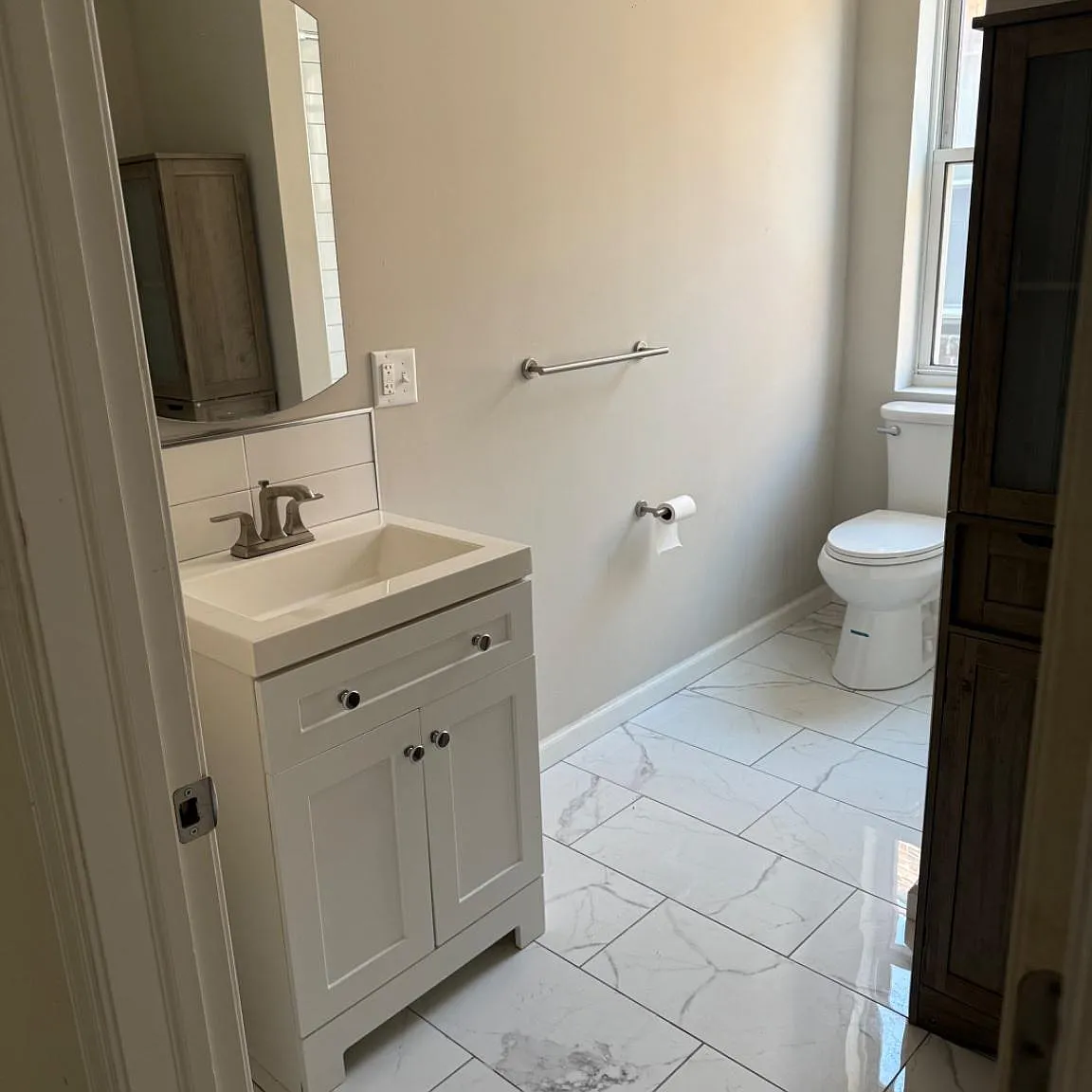 1 bed, 1.0 bath, 2684 sqft, $1,300 — Photo 4