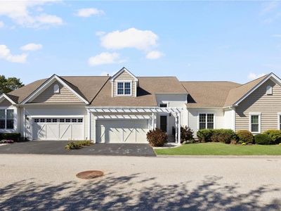 73 Camden Ct, South Kingstown, RI, 02879