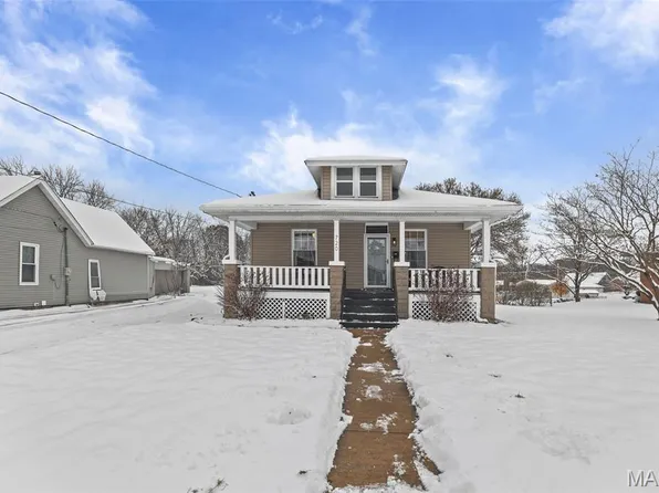 720 Henry St, Collinsville, IL 62234