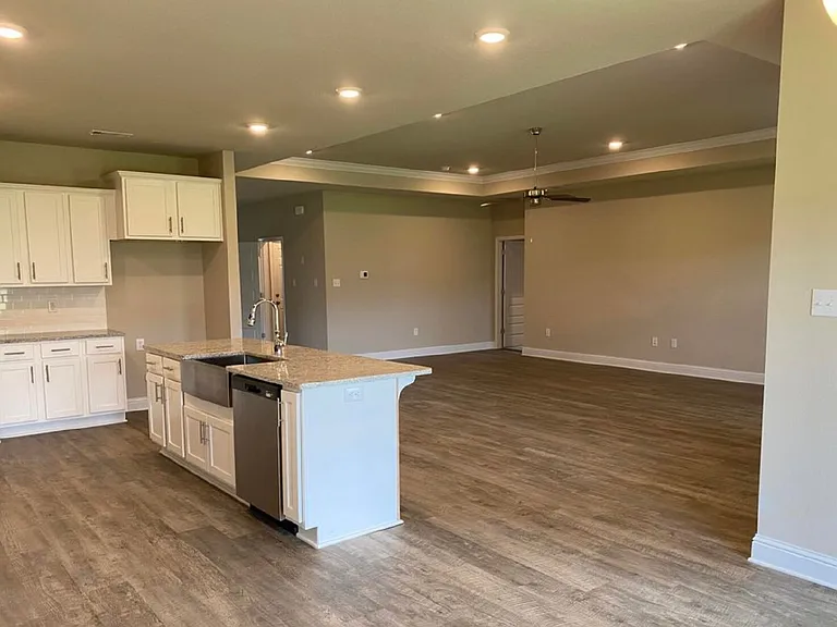1208 Carraway Cv — Photo 7