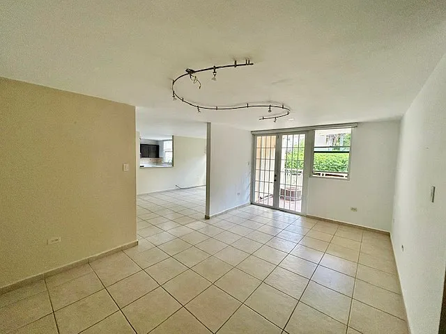 Cond Altos De Escorial Apt 520 — Photo 3