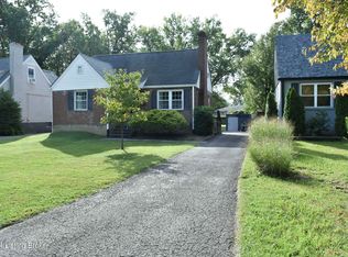 3802 Ormond Rd, Saint Matthews, KY 40207