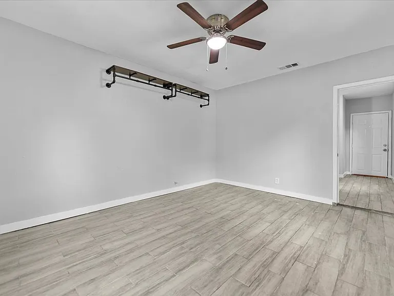 3233 New York Ave — Photo 10