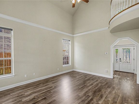 5th image of 3750 Rock Springs St