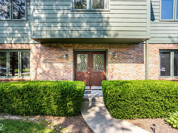 5th image of 258 Adrienne Dr