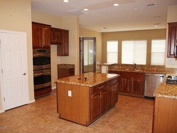 5th image of 4810 W Carpenter Dr