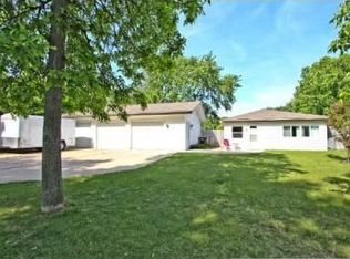 11918 Undercliff St NW, Coon Rapids, MN 55433