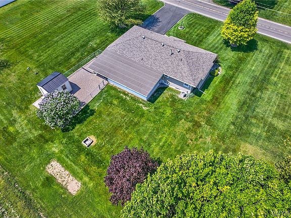 3rd image of 6660 Golf Course Rd