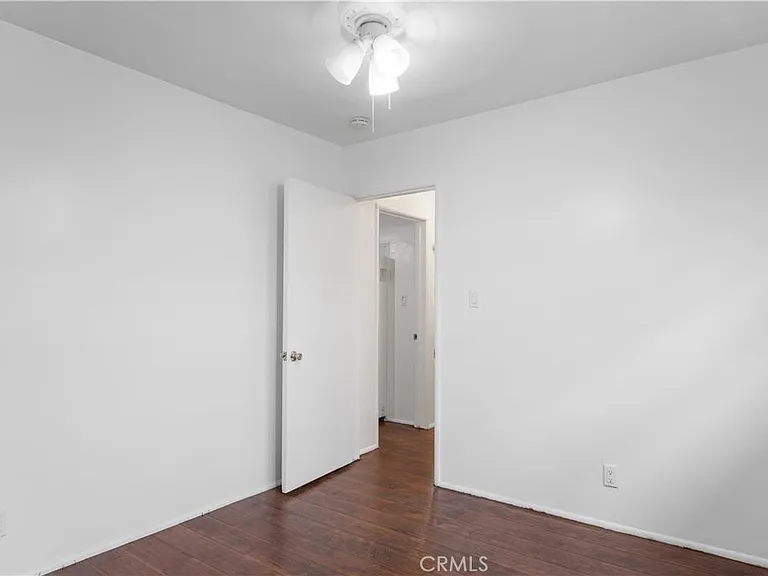 270 S 1st Ave — Photo 18