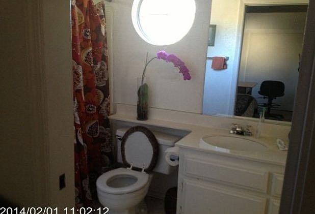 2nd image of 712 Napa Ave