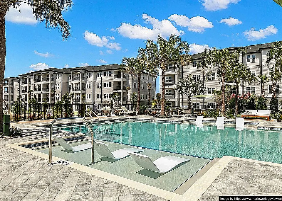 1310 Ridgeview Cir