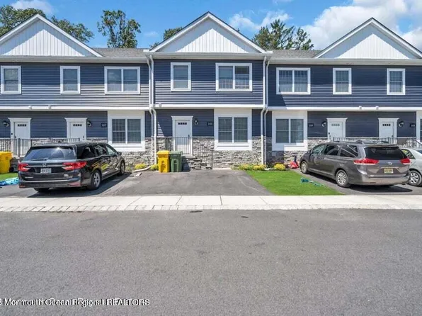 105 Chevy Lane, Lakewood, NJ 08701