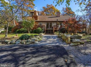 775 High Mountain Rd, Gardners, PA 17324