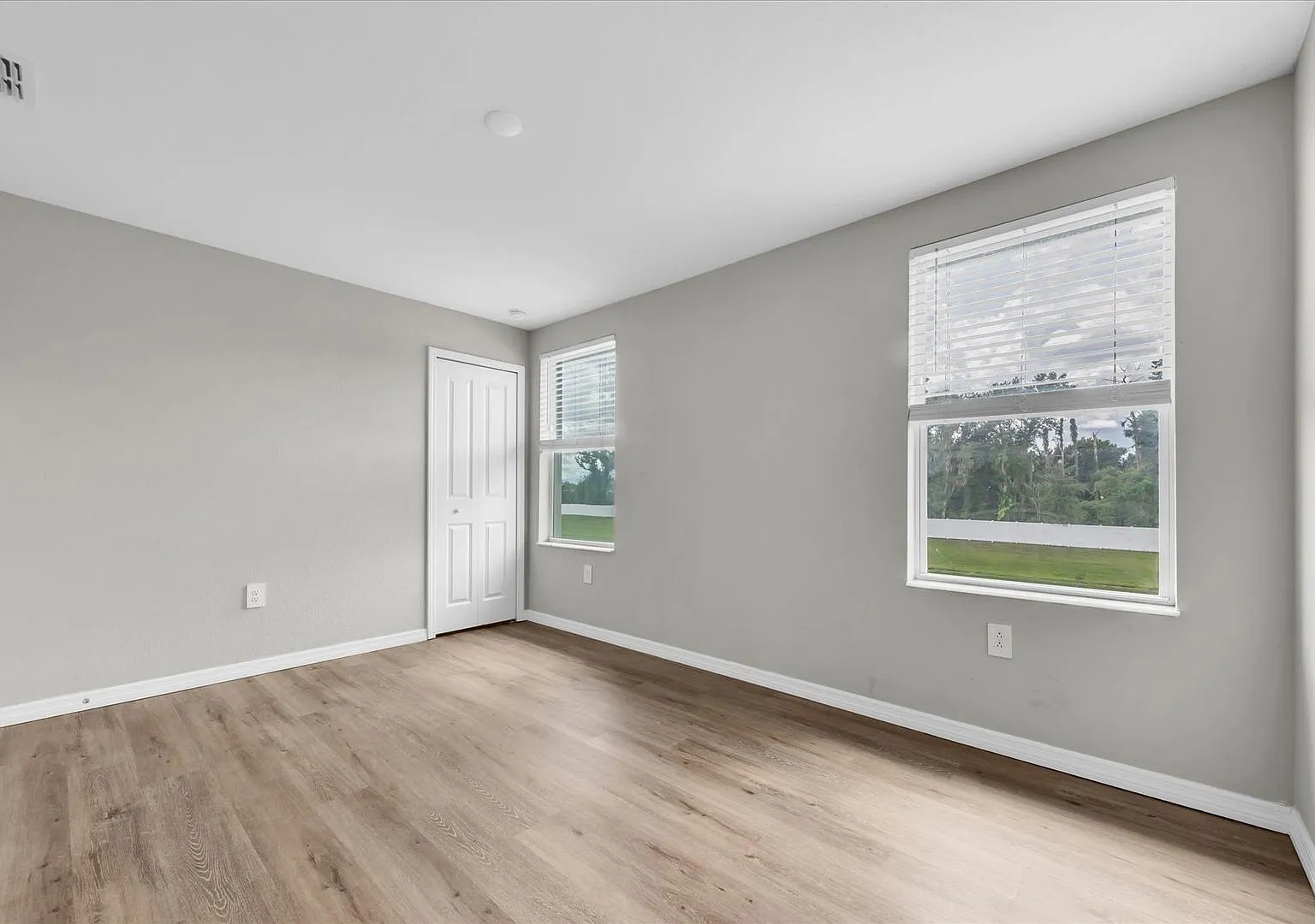 Newly Remodeled 3 Bedroom Townhouse - Bradenton — Photo 3