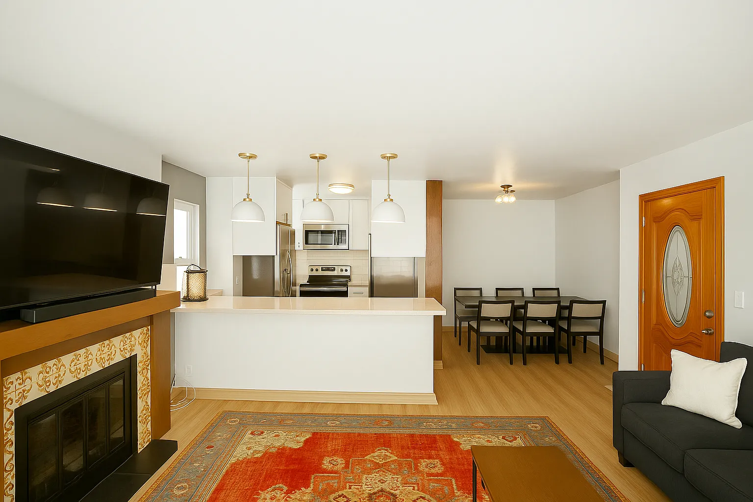 319 Ocean Front Walk — Photo 1