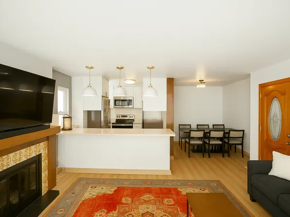 319 Ocean Front Walk, Venice, CA