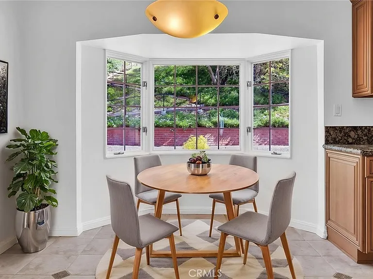 3675 Vigilance Dr — Photo 10
