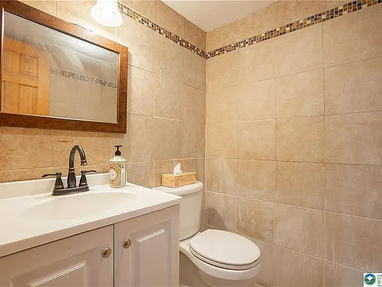1703 Saratoga Ct — Photo 22