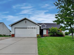 950 Tulip Way, Fortville, IN 46040