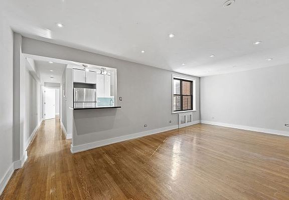 5th image of 530 W 236th St APT 4P